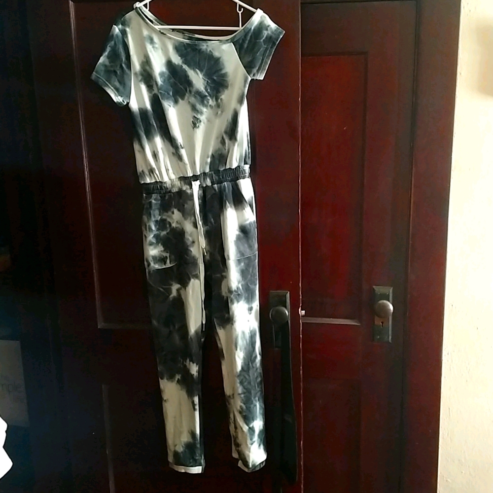 Tie-dye one piece jogger set.